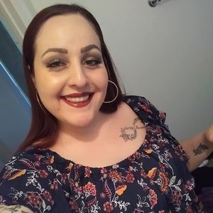 Meet your Posher, Claudia